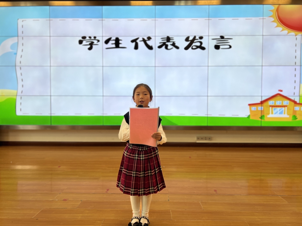 学生代表发言.JPG