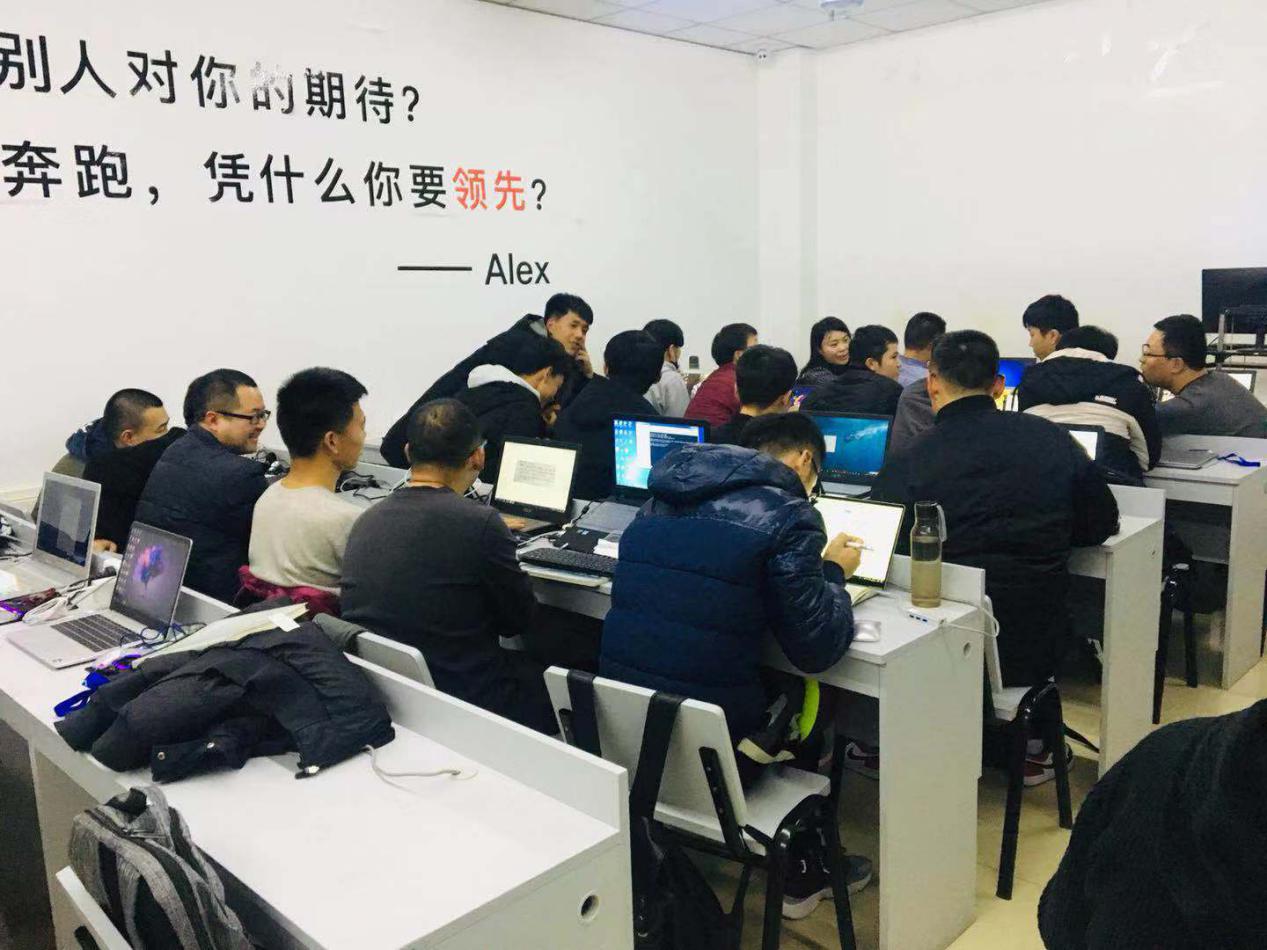 北京老男孩零基础学习Linux 69期开班
