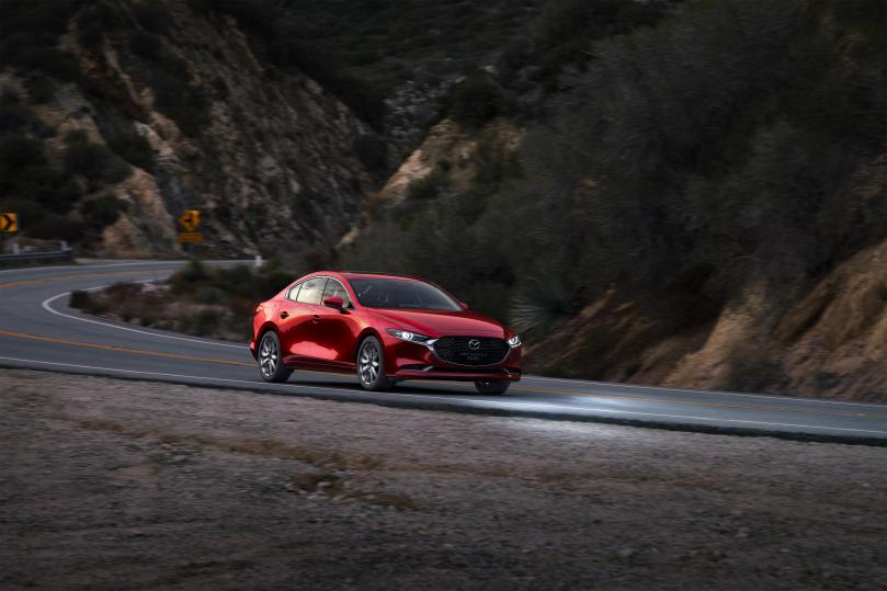 悦己驾感再升级，长安马自达全新2021款次世代MAZDA3昂克赛拉新悦上市