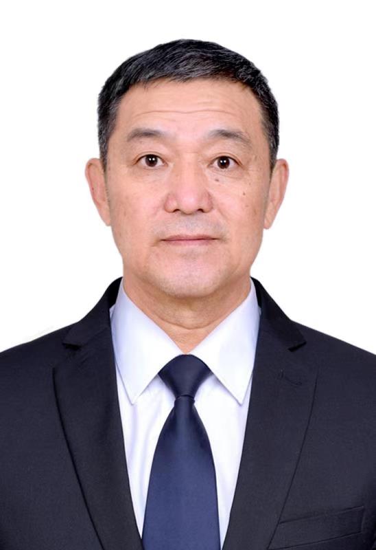 方大群众医院泌尿外科主任 丁全忠,主任医师,毕业于大连医科大学,本科